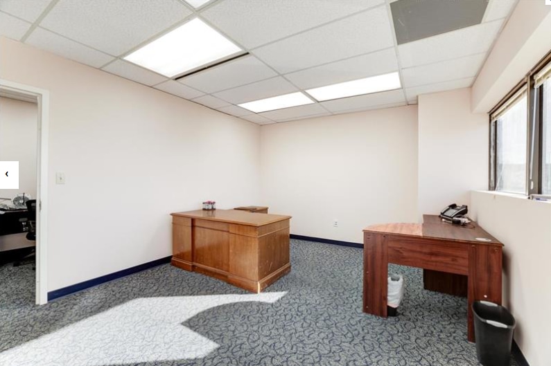 More Photos Of 171 Elden St, Herndon Medical For Sale