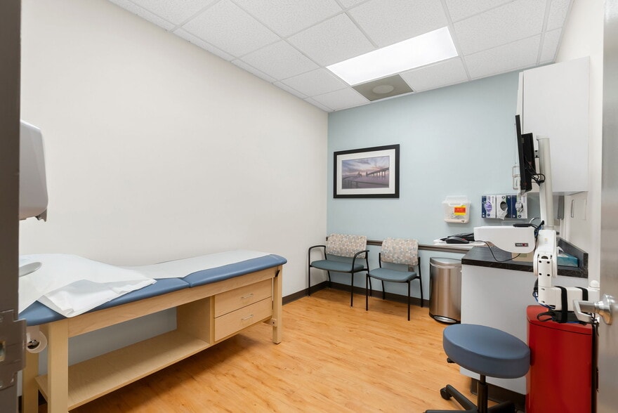 More Photos Of 701 Congaree Rd, Greenville Medical For Lease