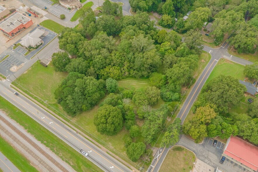 More Photos Of 0 6th St, Auburn Land For Sale