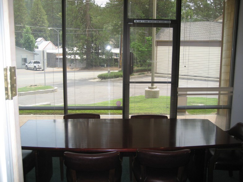 More Photos Of 1111 Dunbar Rd, Arnold Office For Sale