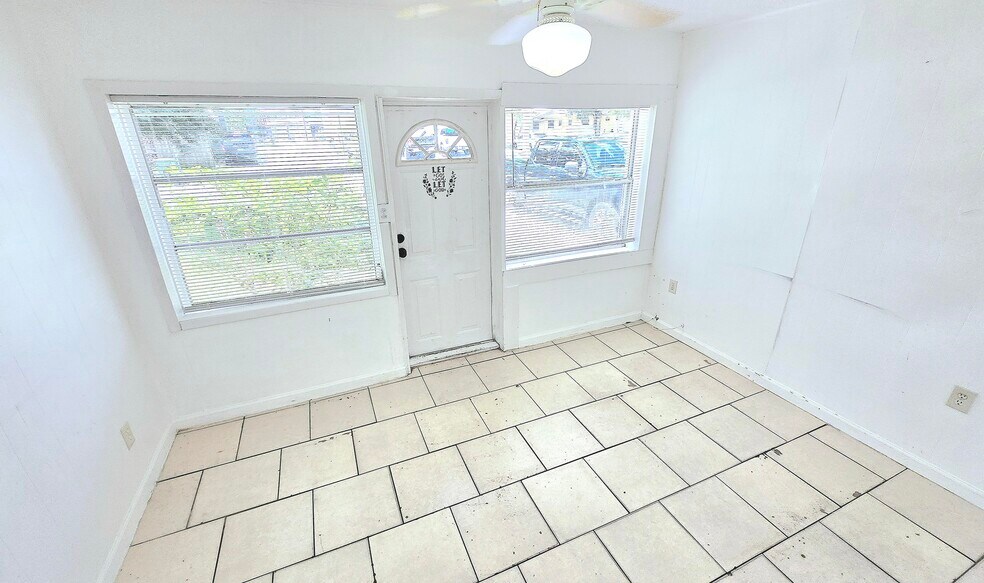 More Photos Of , Bradenton Multifamily For Sale