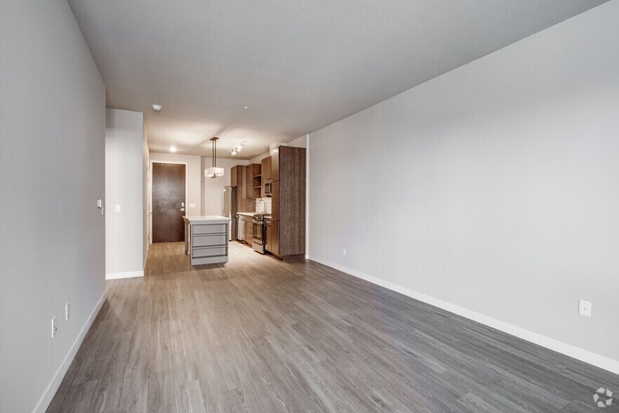 More Photos Of 10 2nd St SE, Minneapolis Apartments For Lease