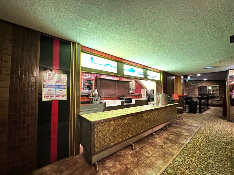 More Photos Of 27 S Cascade Ave, Montrose Theater Concert Hall For Sale