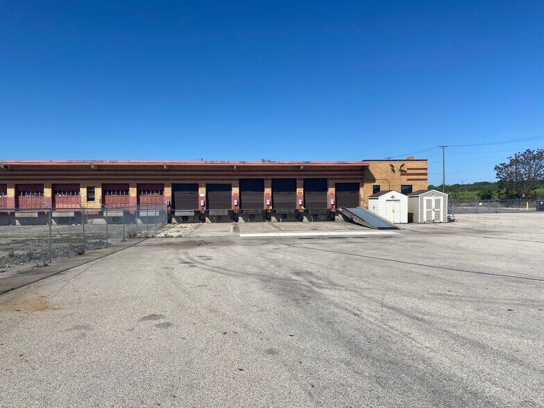 More Photos Of 1799 Stanley Ave, Dayton Truck Terminal For Lease