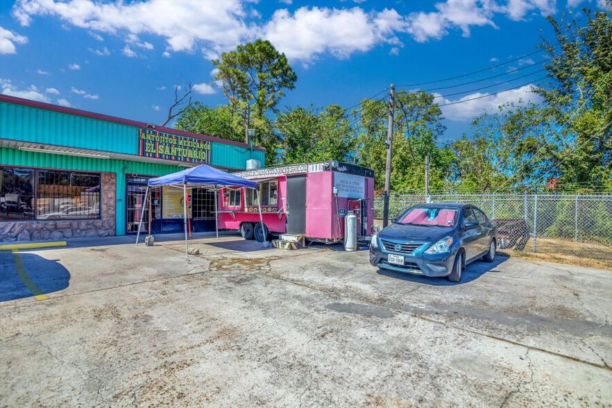 Primary Photo Of 8529 C.E. King Pky, Houston Unknown For Lease