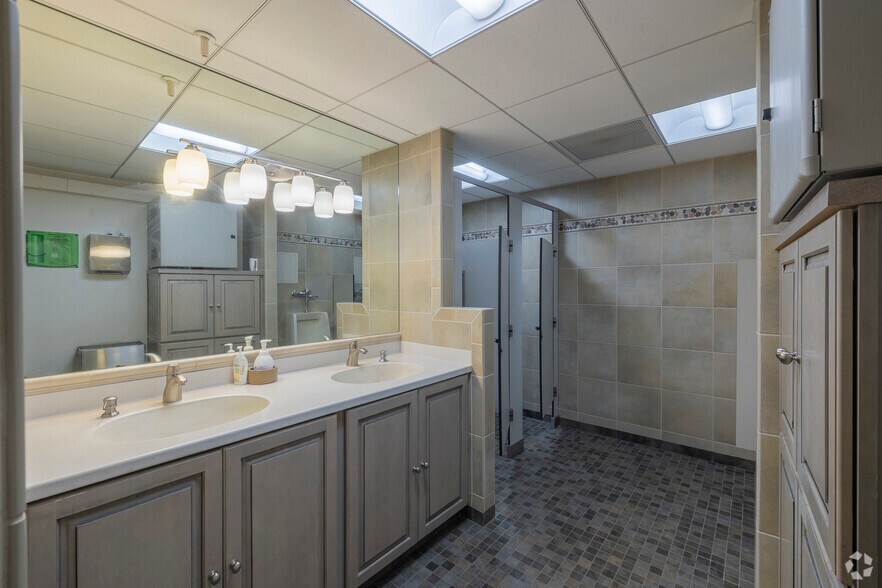 More Photos Of 2301 Napa Vallejo Hwy, Napa Land For Lease