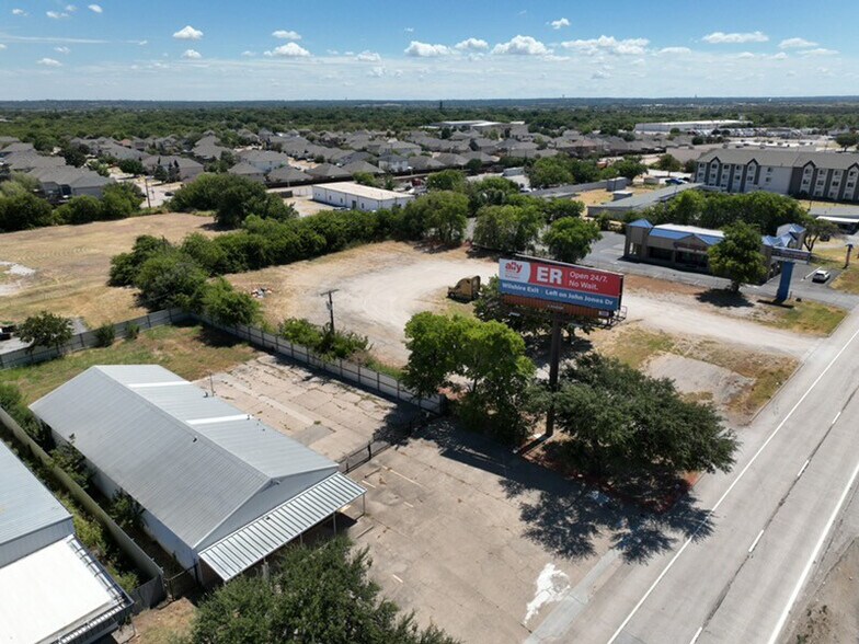 More Photos Of 10409 South Fwy, Fort Worth Industrial For Lease