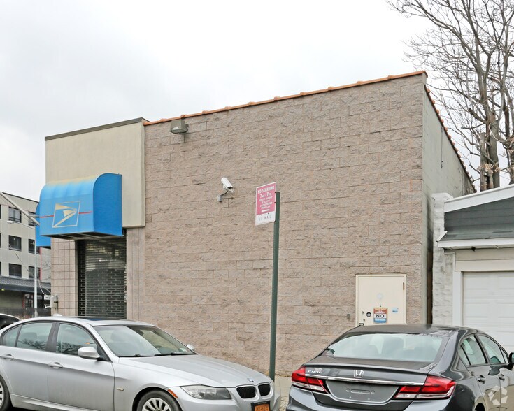 More Photos Of 13859-13869 Queens Blvd, Jamaica Storefront For Lease