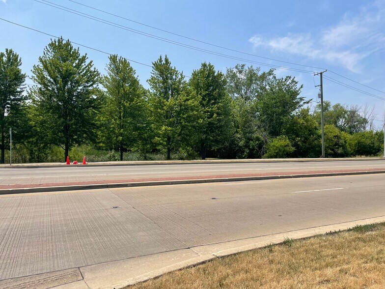 More Photos Of 2260 E New York St, Aurora Land For Sale