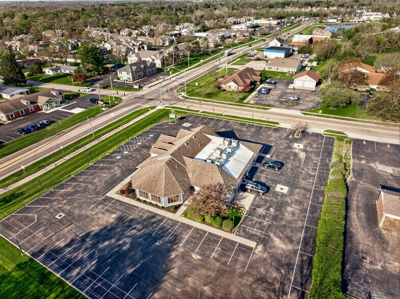 More Photos Of 1964 N Lakeman Dr, Bellbrook Medical For Sale