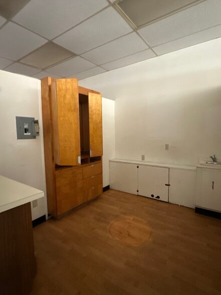 More Photos Of 127 E Garvey Ave, Monterey Park Storefront Retail Office For Lease