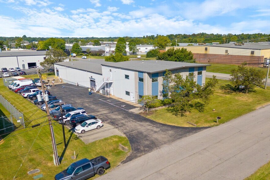 More Photos Of 2700 Diode Ln, Louisville Warehouse For Lease