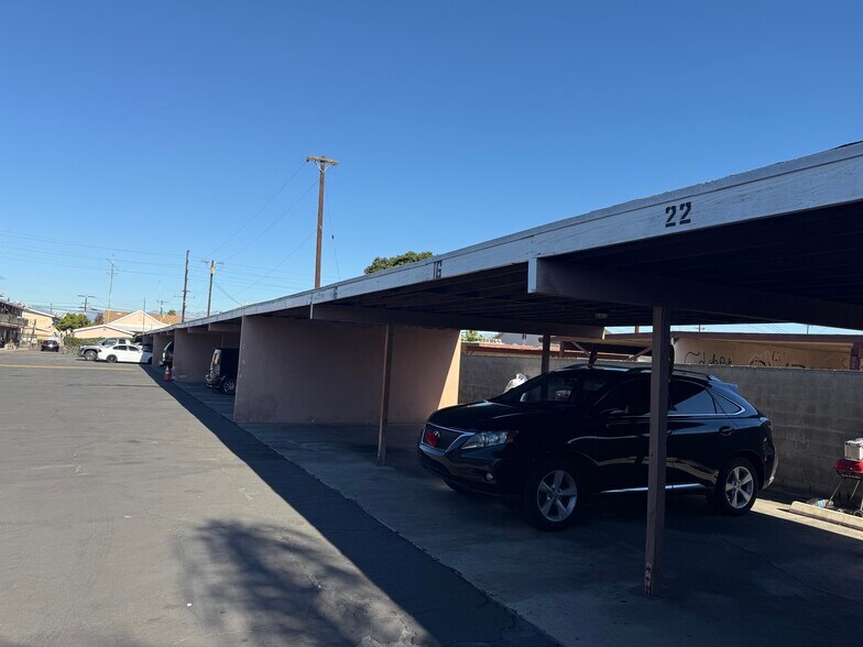 More Photos Of 4434-4436 Clara St, Cudahy Apartments For Sale