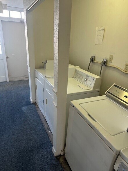 More Photos Of 100 Walnut Tree Dr, Salem Apartments For Sale