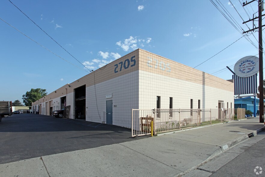 More Photos Of 2705 N Durfee Ave, El Monte Warehouse For Lease
