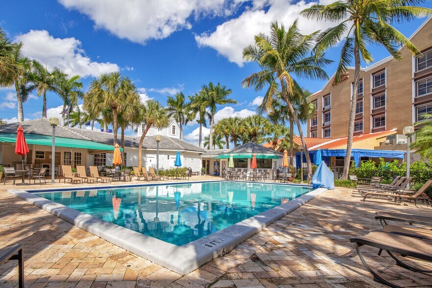 More Photos Of 2520 Stirling Rd, Hollywood Hotel For Sale