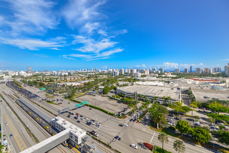 More Photos Of 19790 W Dixie Hwy, Aventura Office For Sale
