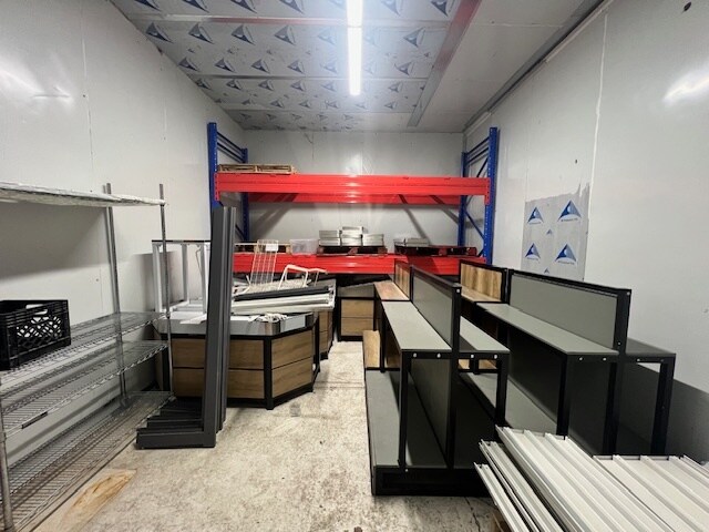 More Photos Of 601-635 28 St NE, Calgary Warehouse For Lease