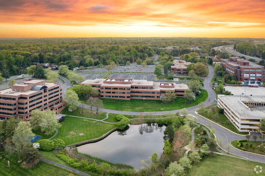 More Photos Of 10701 Parkridge Blvd, Reston Office For Sale