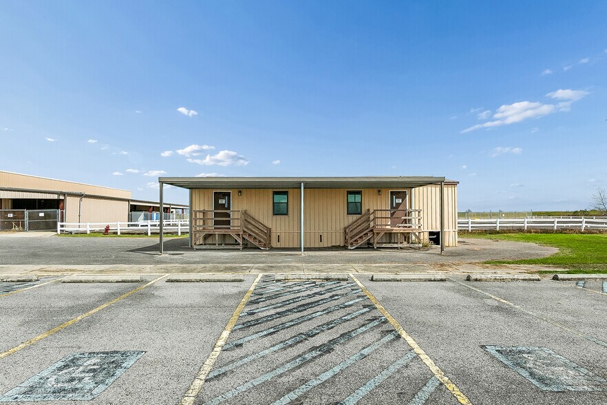 More Photos Of 38963 Highway 23, Buras Warehouse For Sale