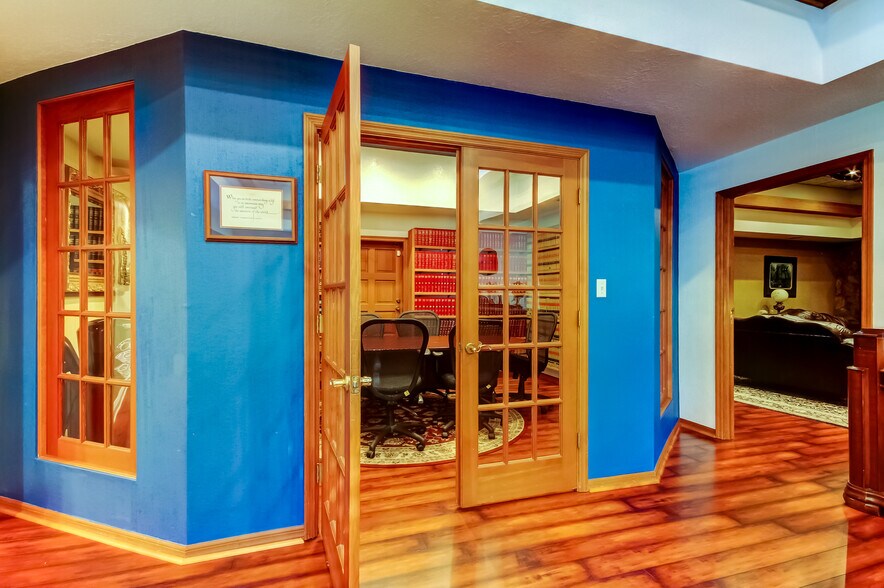 More Photos Of 6500-6514 Central Ave, Saint Petersburg Office For Sale