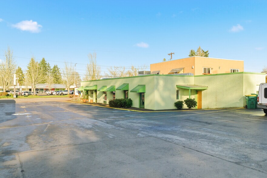 More Photos Of 2318 Pacific Ave, Forest Grove Office For Sale