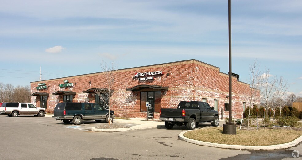 More Photos Of 8190 Windfall Ln, Camby Medical For Lease