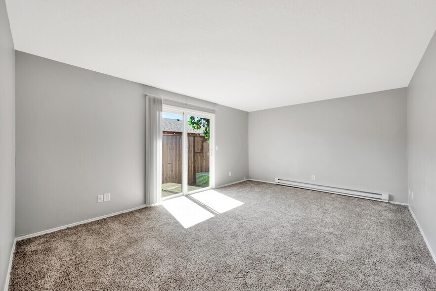 More Photos Of 18140 SW Shaw St, Aloha Apartments For Sale