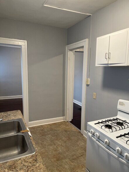 More Photos Of 636 E 37th St, Indianapolis Apartments For Sale