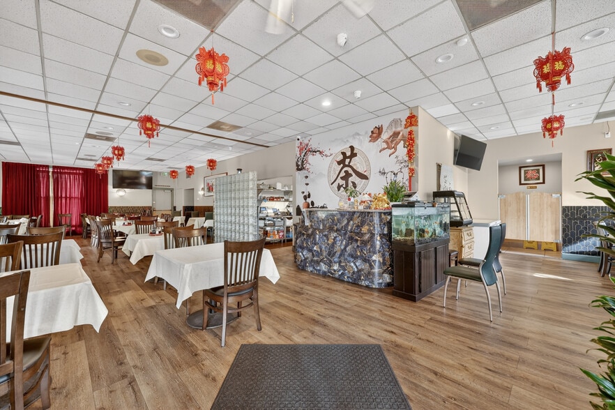More Photos Of 1614 21st St, Sacramento Restaurant For Sale