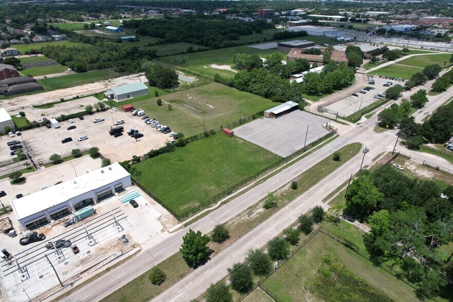 More Photos Of 11800 South Gessner Road, Houston Land For Sale