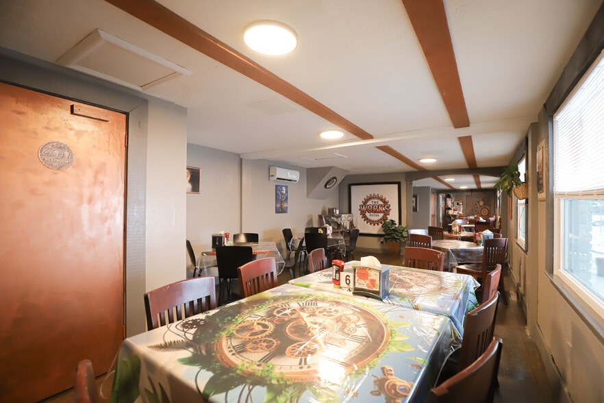 More Photos Of 12169 S Williams St, Dunnellon Restaurant For Sale