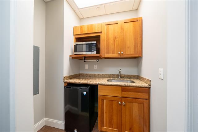 More Photos Of 36-42-42 Newark St, Hoboken Storefront Retail Residential For Lease