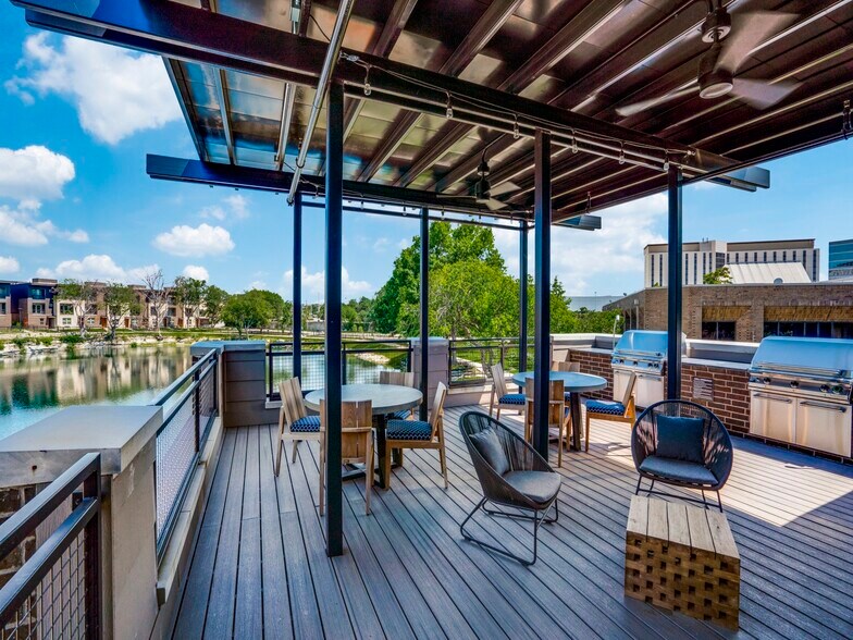 More Photos Of 4050 McEwen Rd, Farmers Branch Apartments For Lease