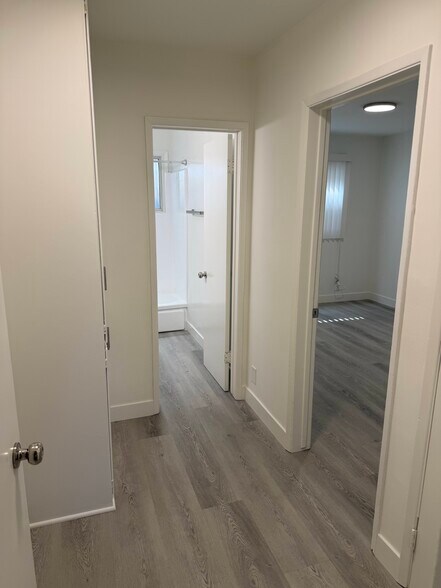 More Photos Of 6060 Cadillac Ave, Los Angeles Multifamily For Sale