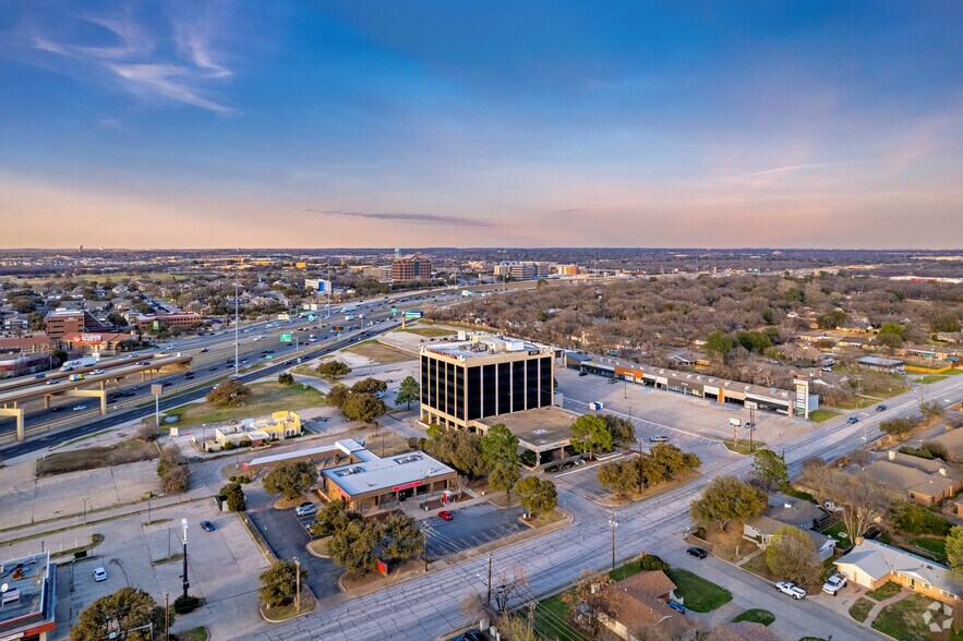 More Photos Of 8701 Bedford Euless Rd, Hurst Office For Lease