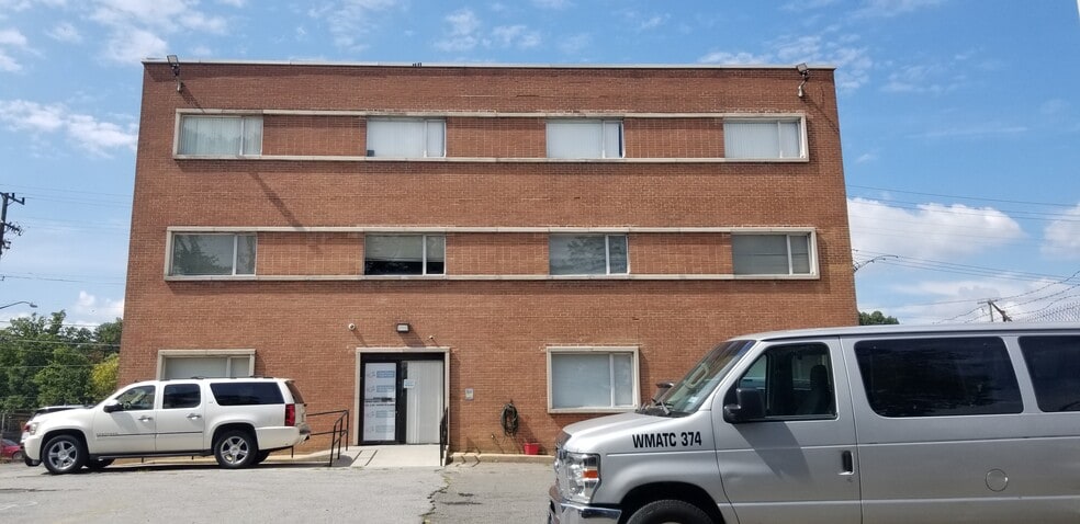 More Photos Of 6401 New Hampshire Ave, Hyattsville Office For Lease