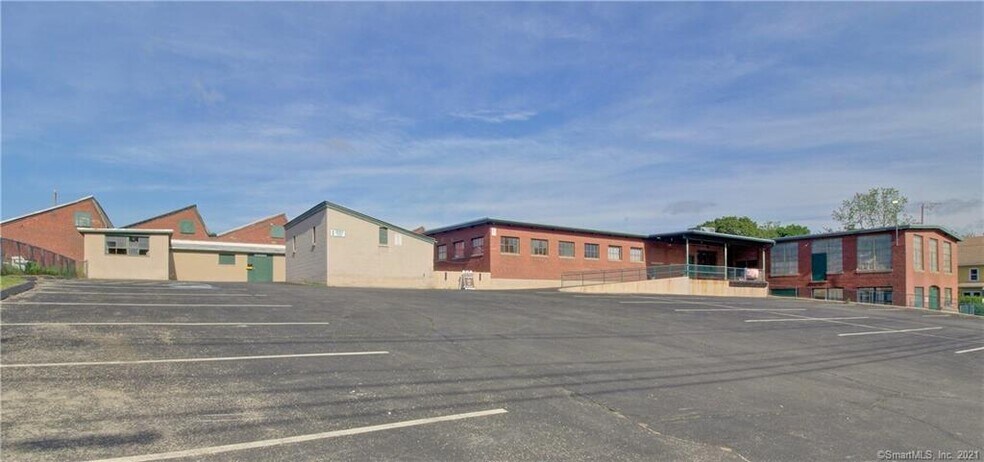 More Photos Of 90 S Park St, Willimantic Warehouse For Lease