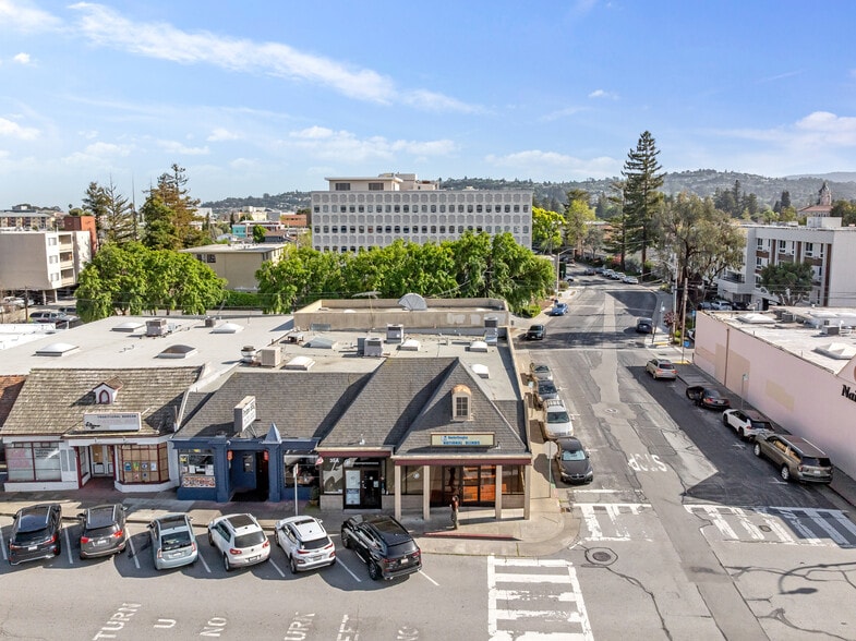 More Photos Of 33-35 W 25th Ave, San Mateo Storefront For Lease