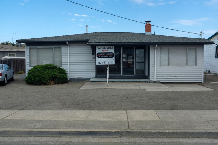 More Photos Of 612 E Lewelling Blvd, Hayward Office For Sale