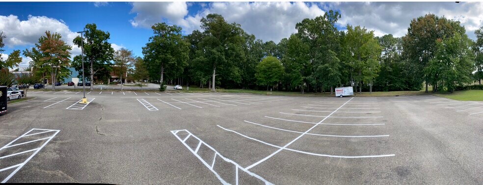 More Photos Of 610 thimble shoals Blvd, Newport News Unknown For Lease