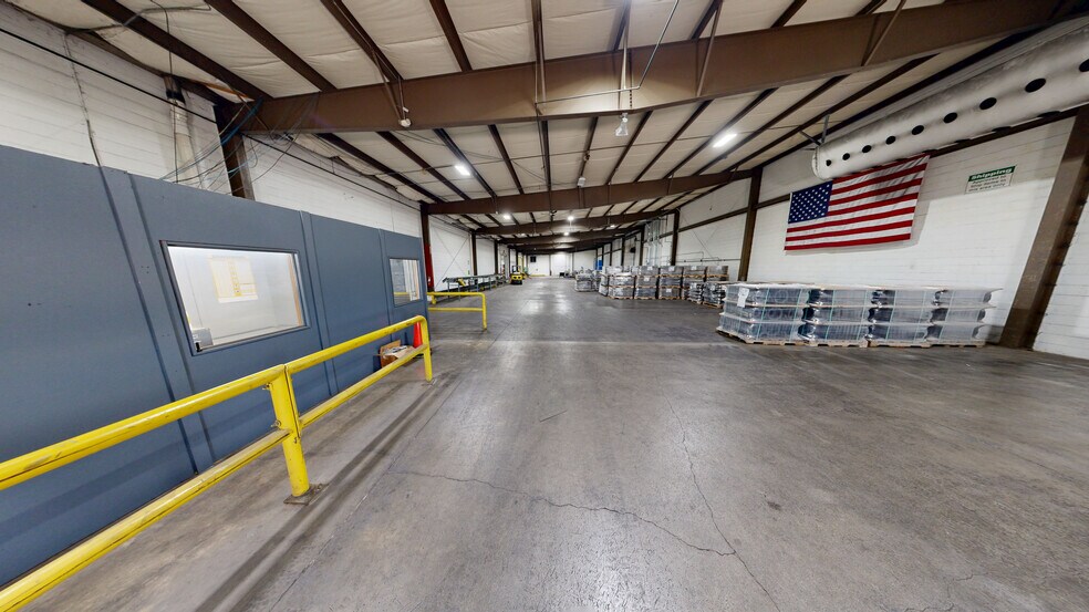 More Photos Of 1325 S Perkins St, Appleton Manufacturing For Sale