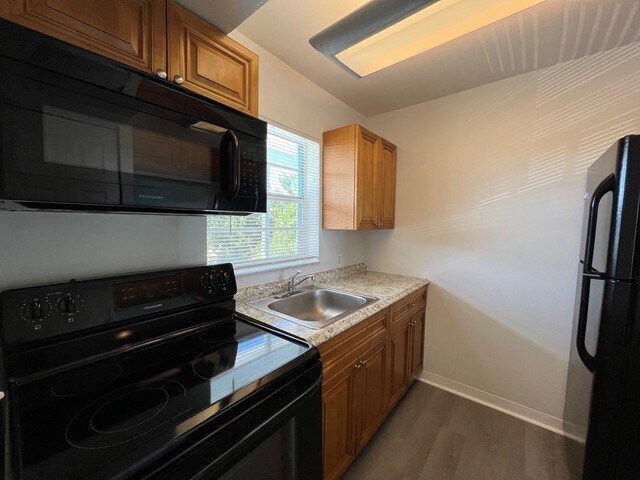 More Photos Of 1887 Juno Rd, North Palm Beach Apartments For Sale