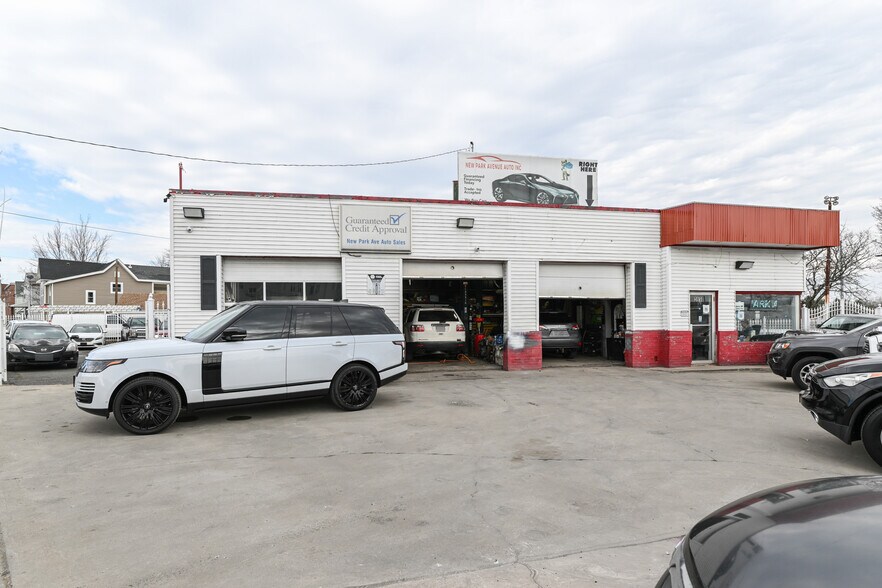 More Photos Of 385 New Park Ave, Hartford Auto Repair For Sale