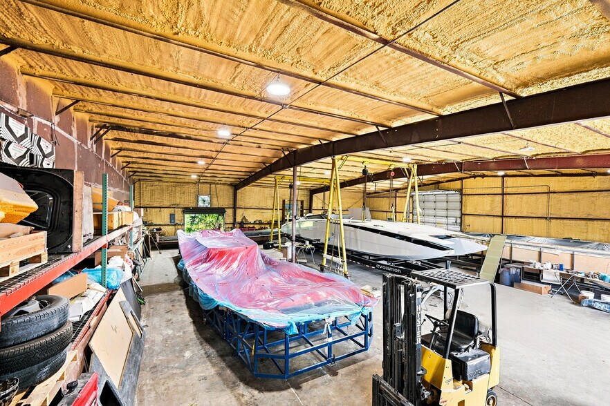 More Photos Of 3535 Dora St, Fort Myers Industrial For Sale