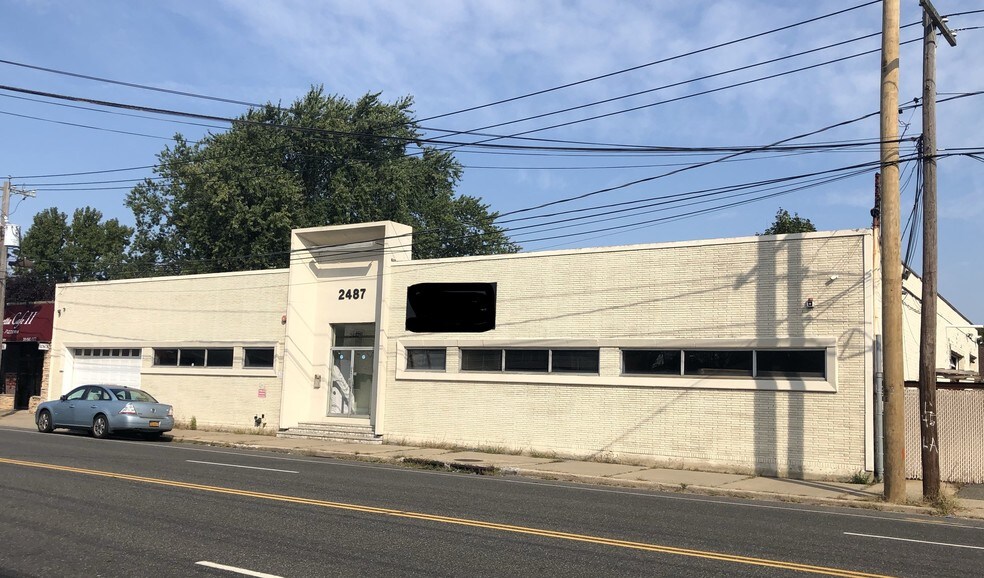 More Photos Of 2487 N Jerusalem Ave, East Meadow Warehouse For Sale
