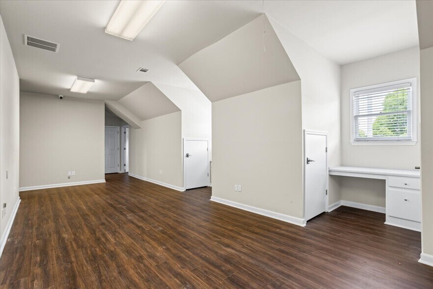 More Photos Of 889 Commerce Dr Sw, Conyers Loft Creative Space For Sale