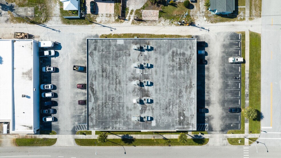 More Photos Of 2345 14th Ave, Vero Beach Medical For Sale