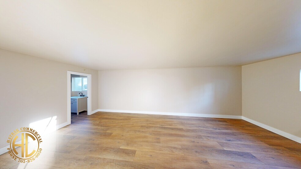 More Photos Of 401 S 6th St, Las Vegas Restaurant For Sale