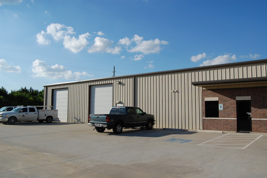 Primary Photo Of 5057 FM 2920, Spring Warehouse For Lease